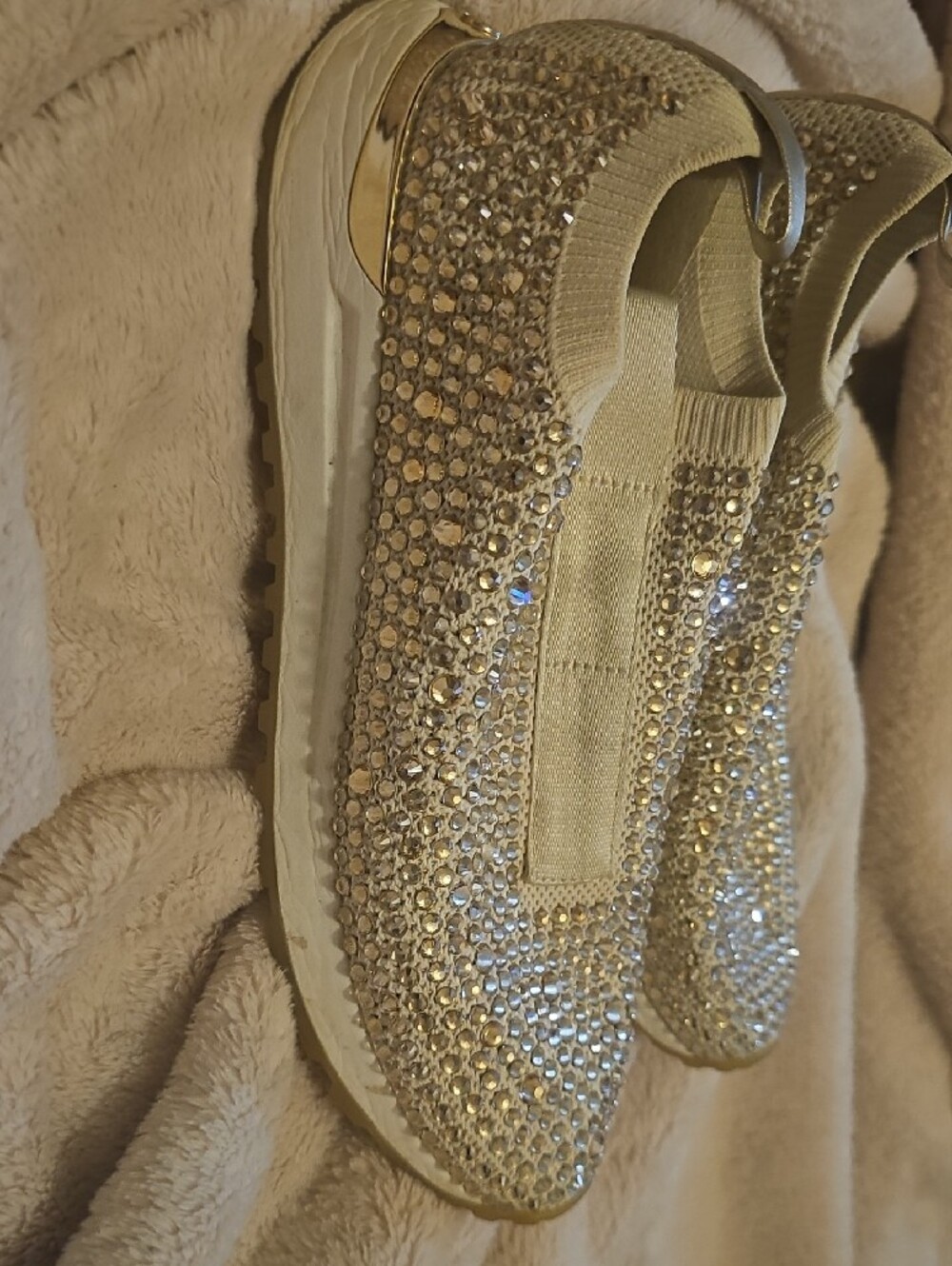 Womens Michael Kors Embellished Slip-On Women's Sneakers in Champagne Sz 9 - Picture 2 of 3
